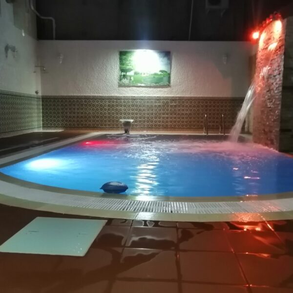 commercial-pool