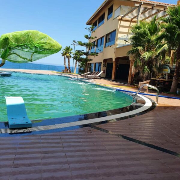 liner-pool