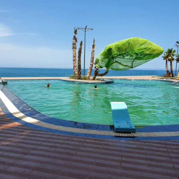 liner-pool1