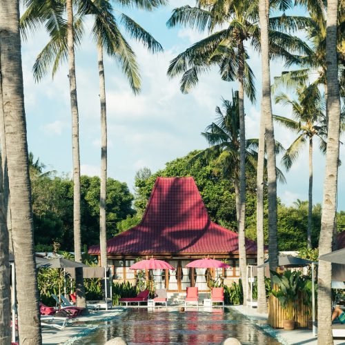 hotel-and-resort-pools