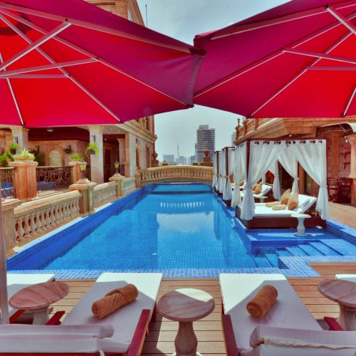 hotel-and-resort-pools3